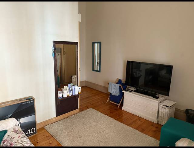 2 BEDROOM APARTMENT FOR SALE IN ESSENWOOD
